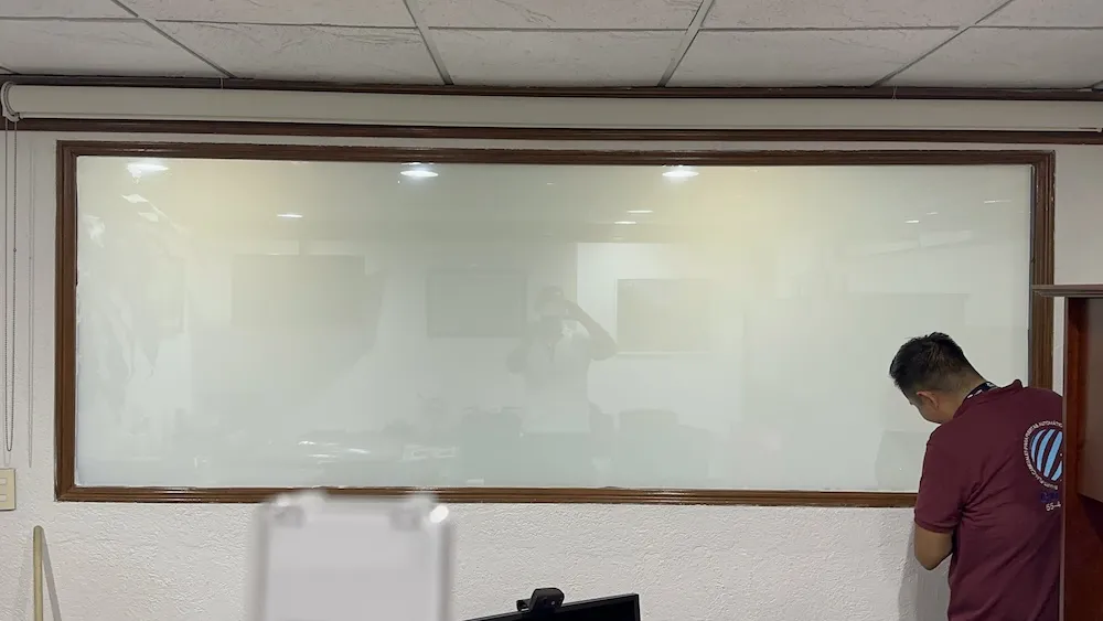 Proyecto Proyecto Banjercito Smart Film - Smart Film (PDLC) - Foto 11