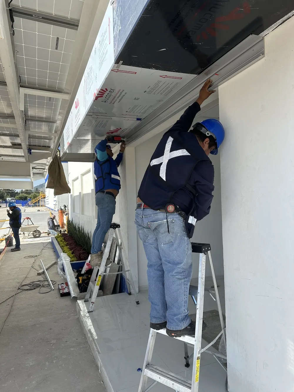 Proyecto Proyecto Brulagsa Puerta Automatica - Smart Film (PDLC) - Foto 14