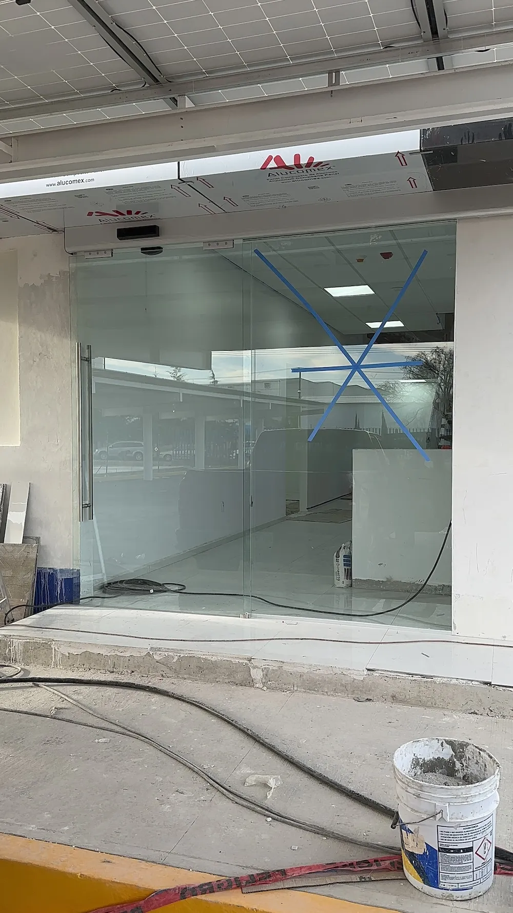 Proyecto Proyecto Brulagsa Puerta Automatica - Smart Film (PDLC) - Foto 17