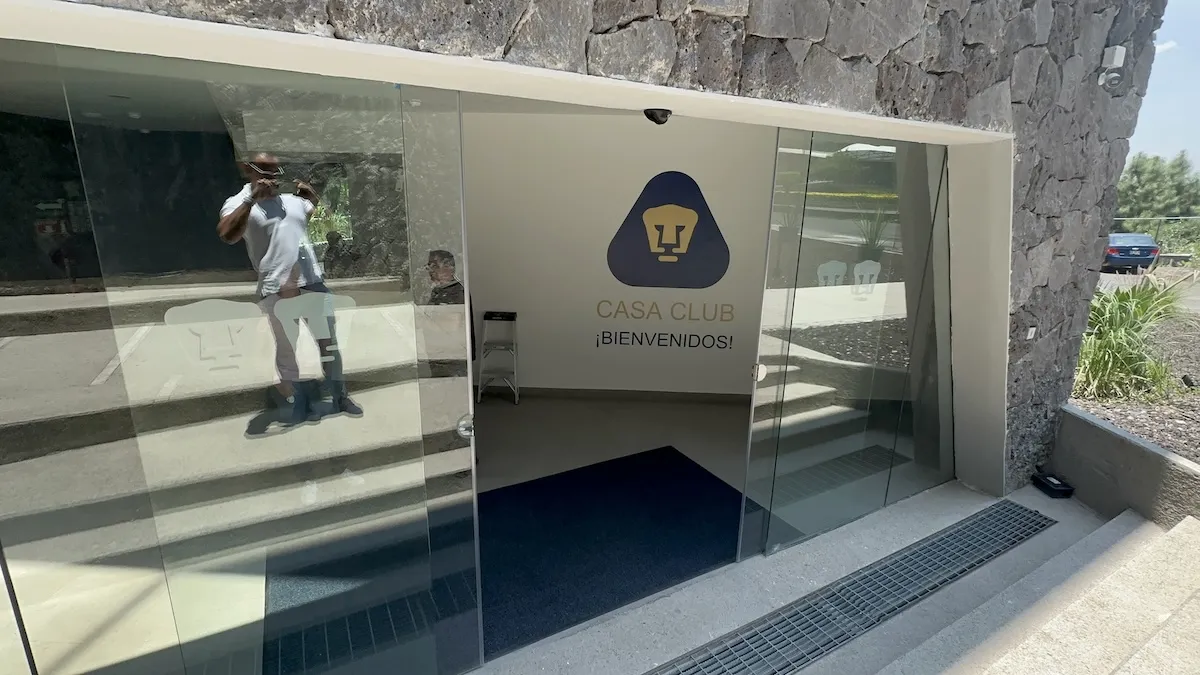 Proyecto Proyecto Casa Club Cantera Pumas Puerta Automatica - Smart Film (PDLC) - Foto 16