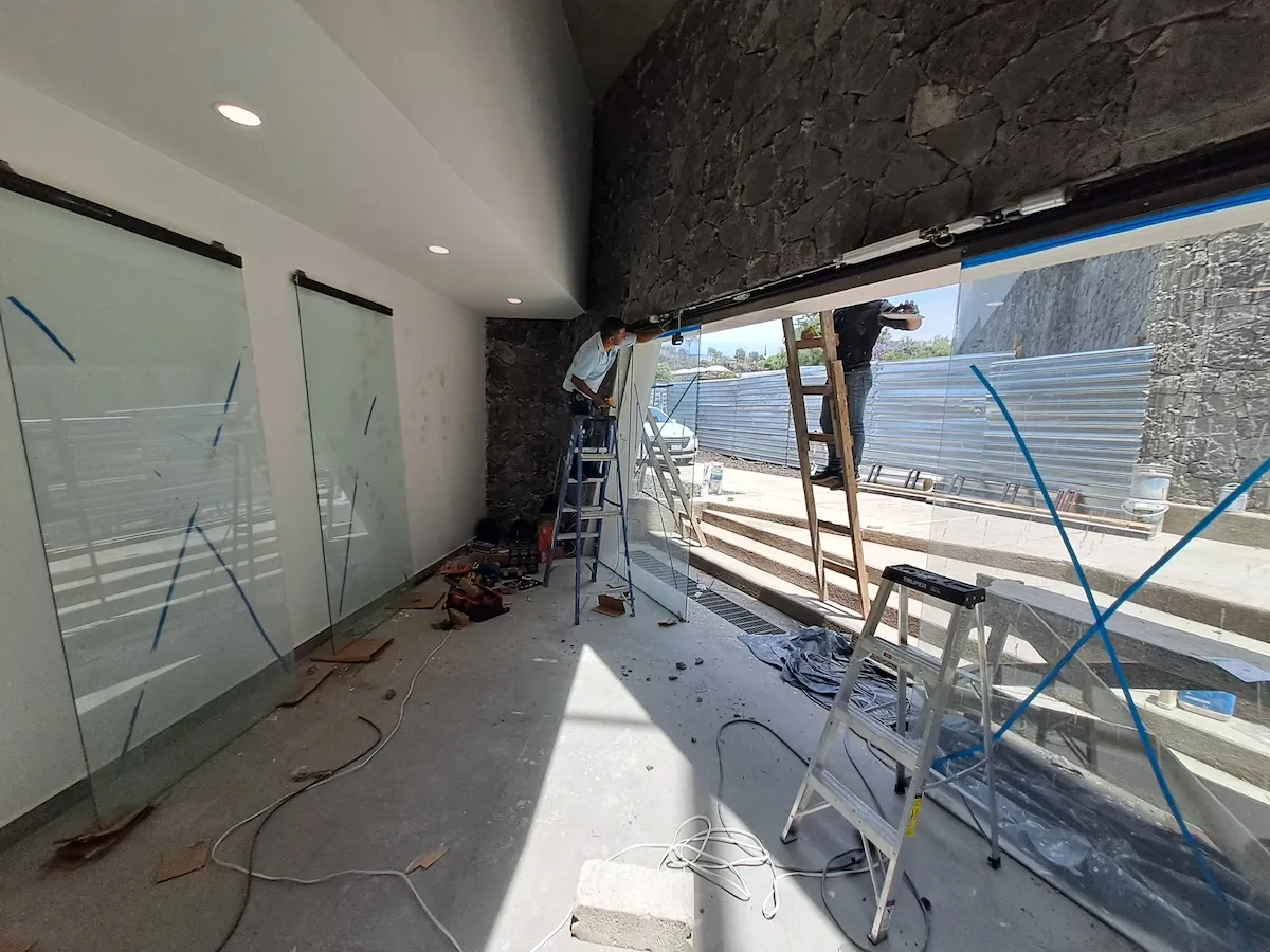 Proyecto Proyecto Casa Club Cantera Pumas Puerta Automatica - Smart Film (PDLC) - Foto 5