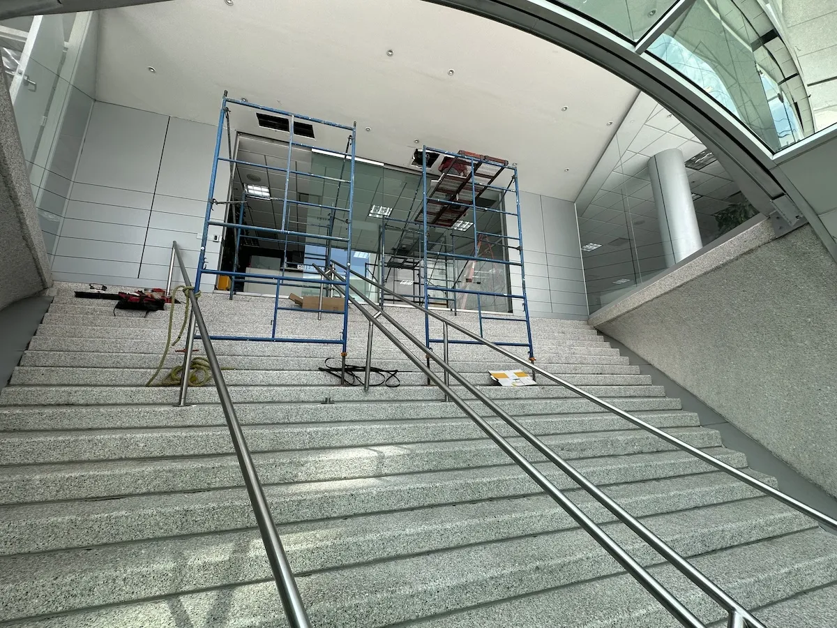 Proyecto Proyecto Caterpillar Santa Fe Cdmx Puerta Automatica - Smart Film (PDLC) - Foto 6