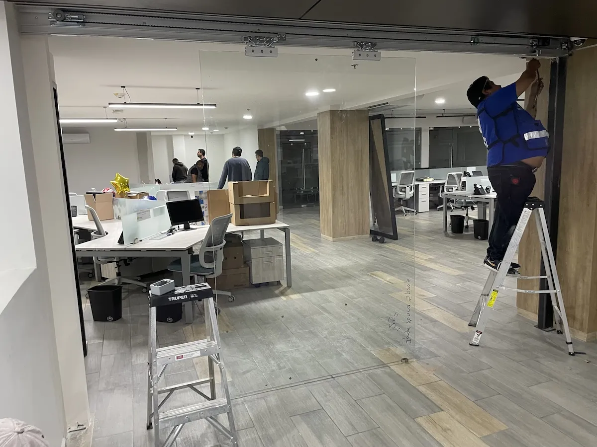 Proyecto Proyecto Copamex Puerta Automatica - Smart Film (PDLC) - Foto 6