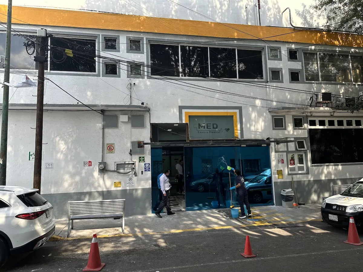 Proyecto Proyecto Fachada Med Centro Medico Puerta Automatica - Smart Film (PDLC) - Foto 25