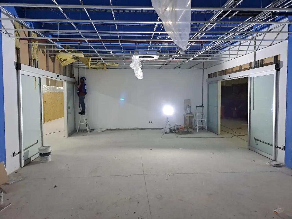 Proyecto Proyecto Farmaceutica Cordoba Veracruz Puertas Automaticas - Smart Film (PDLC) - Foto 21