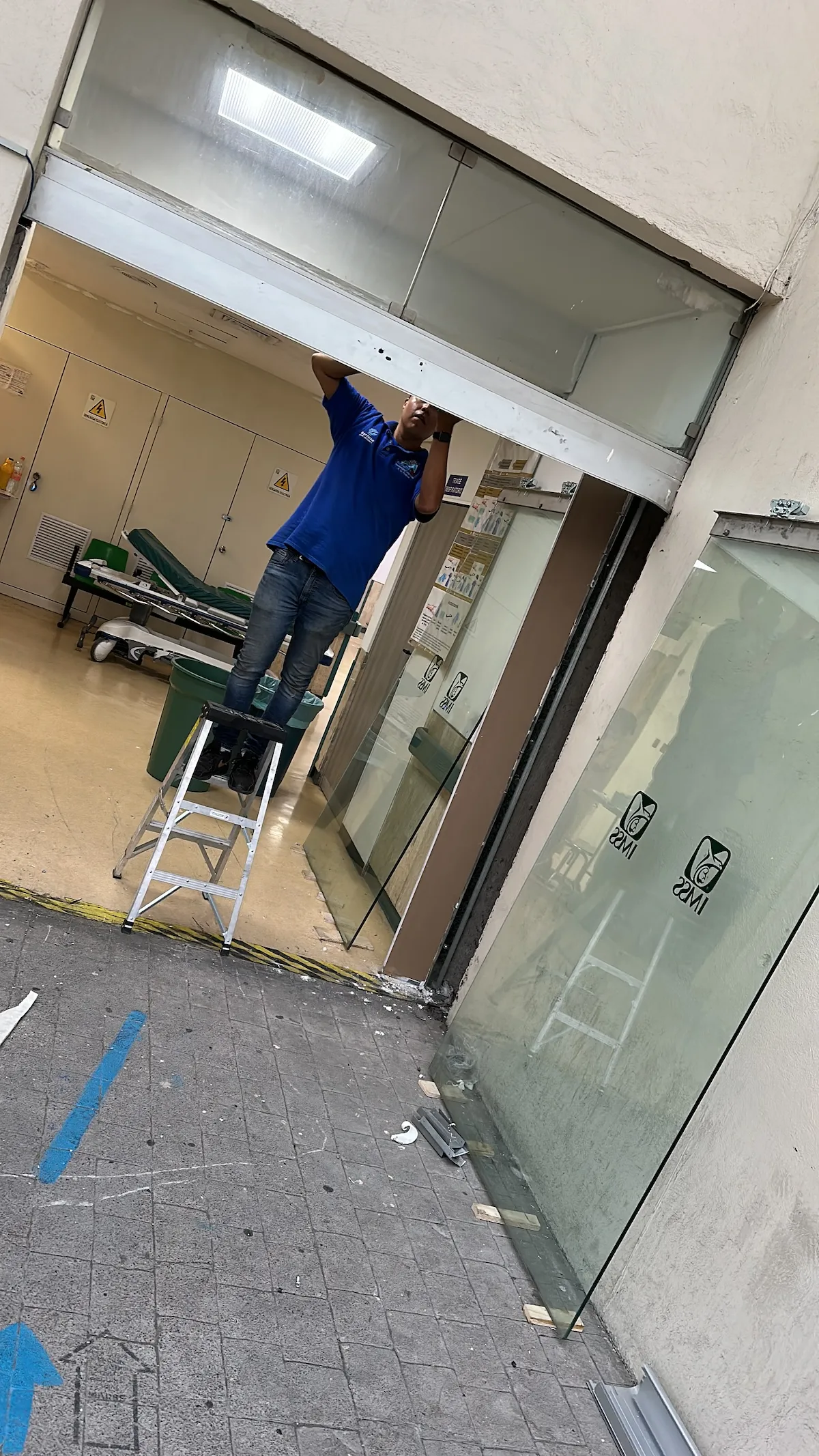 Proyecto Proyecto Hgz 2 Troncoso Puerta Automatica - Smart Film (PDLC) - Foto 2