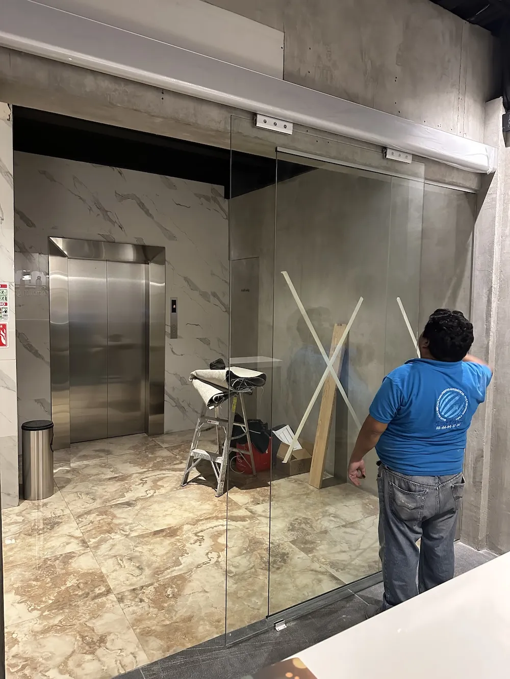 Proyecto Proyecto Keep On Moving Prado Norte Cdmx Puertas Automaticas - Smart Film (PDLC) - Foto 11