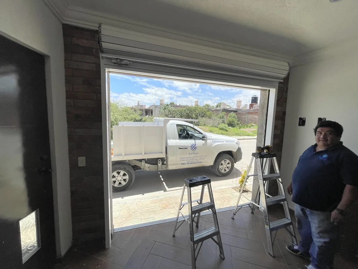 Proyecto Proyecto Mini Super Guanajuato Puerta Automatica - Smart Film (PDLC) - Foto 10