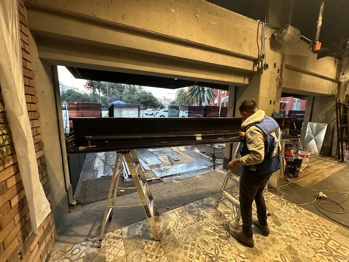 Proyecto Proyecto Restaurante Revolucion Puerta Automatica - Smart Film (PDLC) - Foto 14