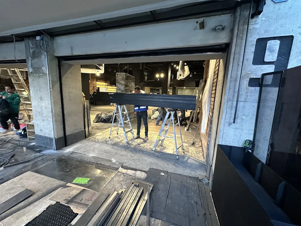 Proyecto Proyecto Restaurante Revolucion Puerta Automatica - Smart Film (PDLC) - Foto 15