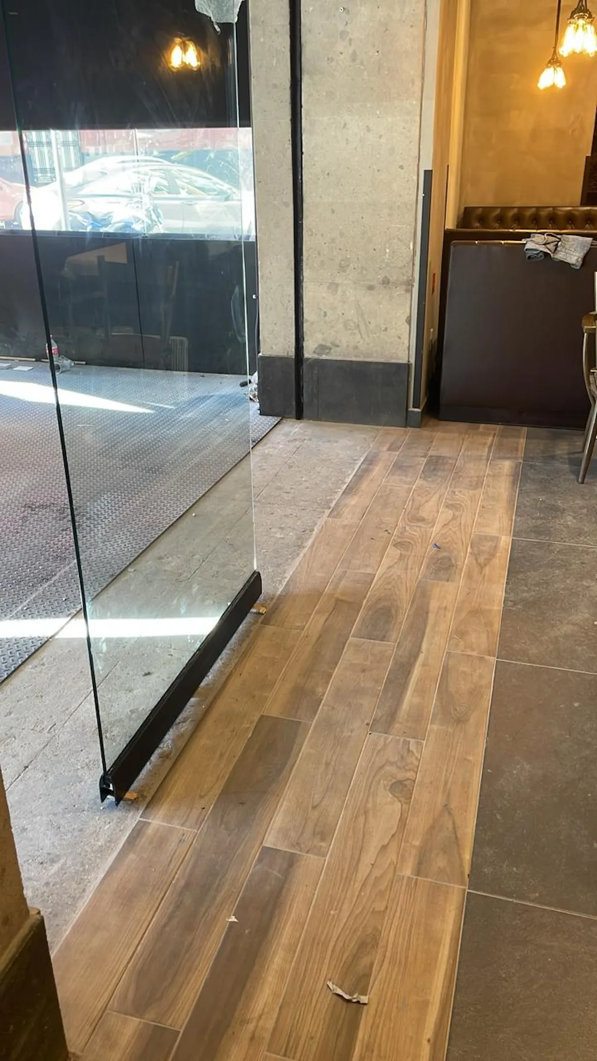 Proyecto Proyecto Restaurante Revolucion Puerta Automatica - Smart Film (PDLC) - Foto 6