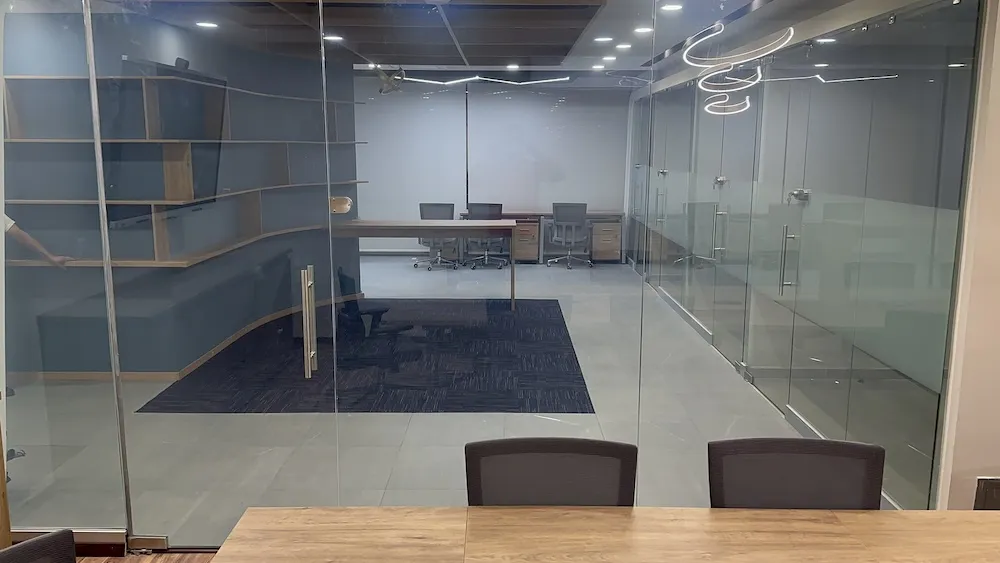 Proyecto Proyecto Sala De Juntas 2 Solidfarma Smart Film - Smart Film (PDLC) - Foto 14