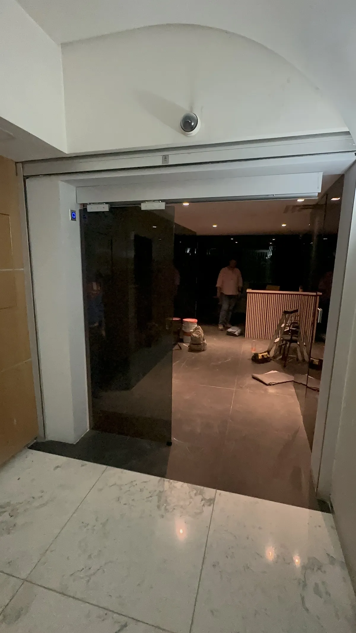 Proyecto Proyecto Torre Palmas Puerta Automatica - Smart Film (PDLC) - Foto 8