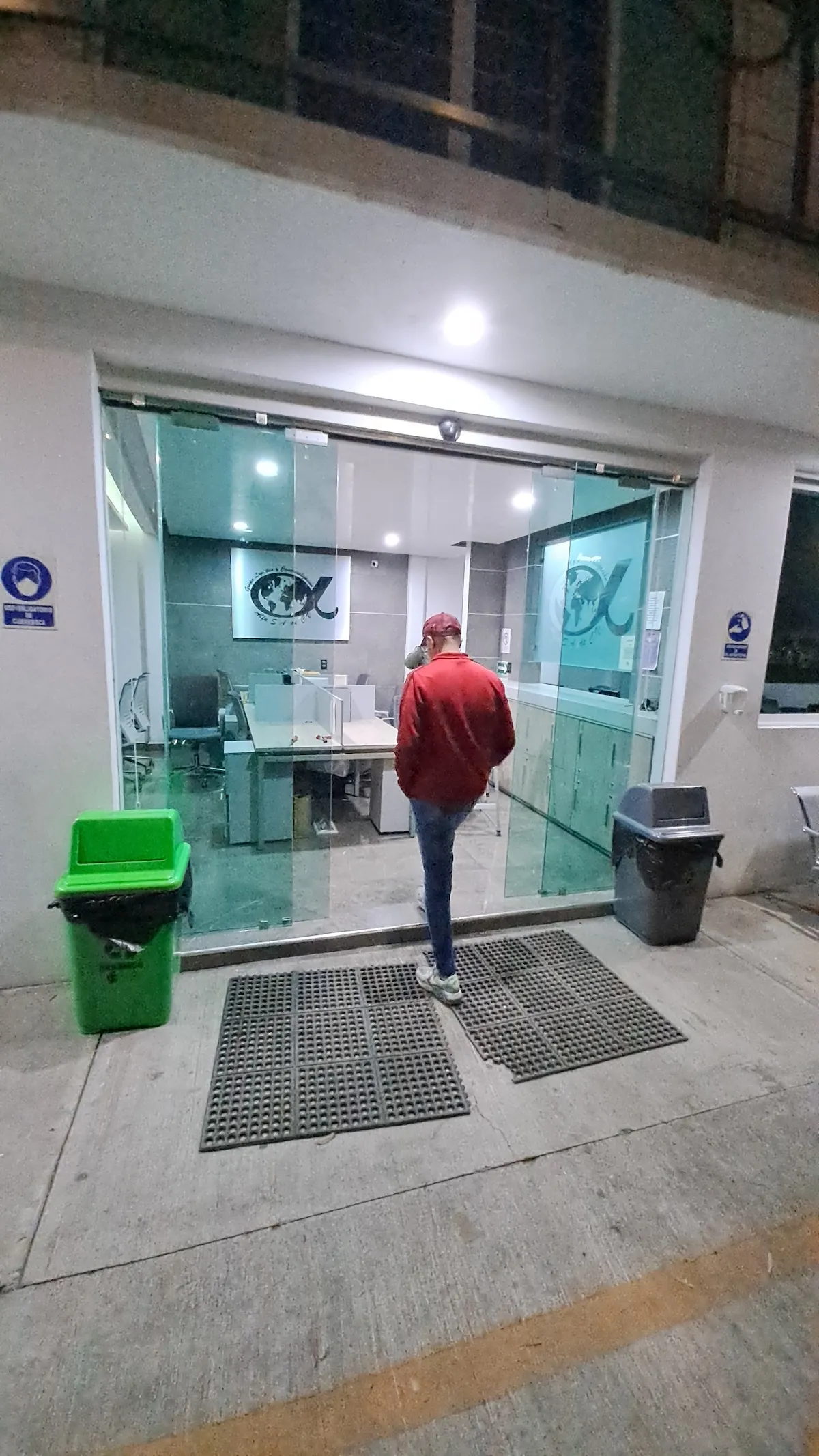 Proyecto Proyecto Transportes Alfa Puerta Automatica - Smart Film (PDLC) - Foto 9