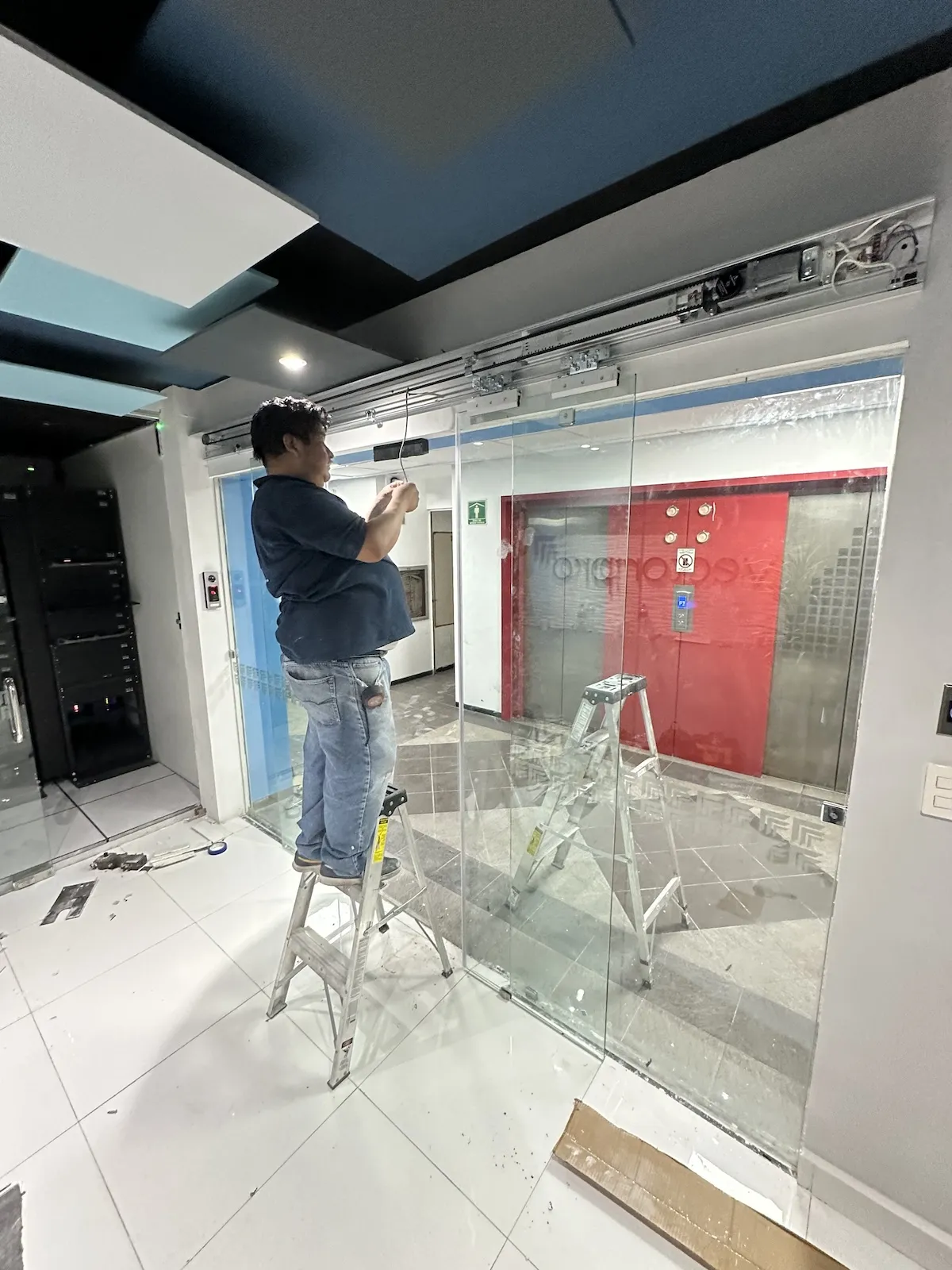 Proyecto Proyecto Vector Pro Puerta Automatica - Smart Film (PDLC) - Foto 14