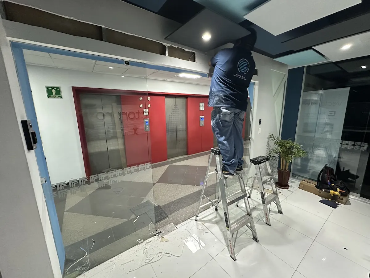 Proyecto Proyecto Vector Pro Puerta Automatica - Smart Film (PDLC) - Foto 4