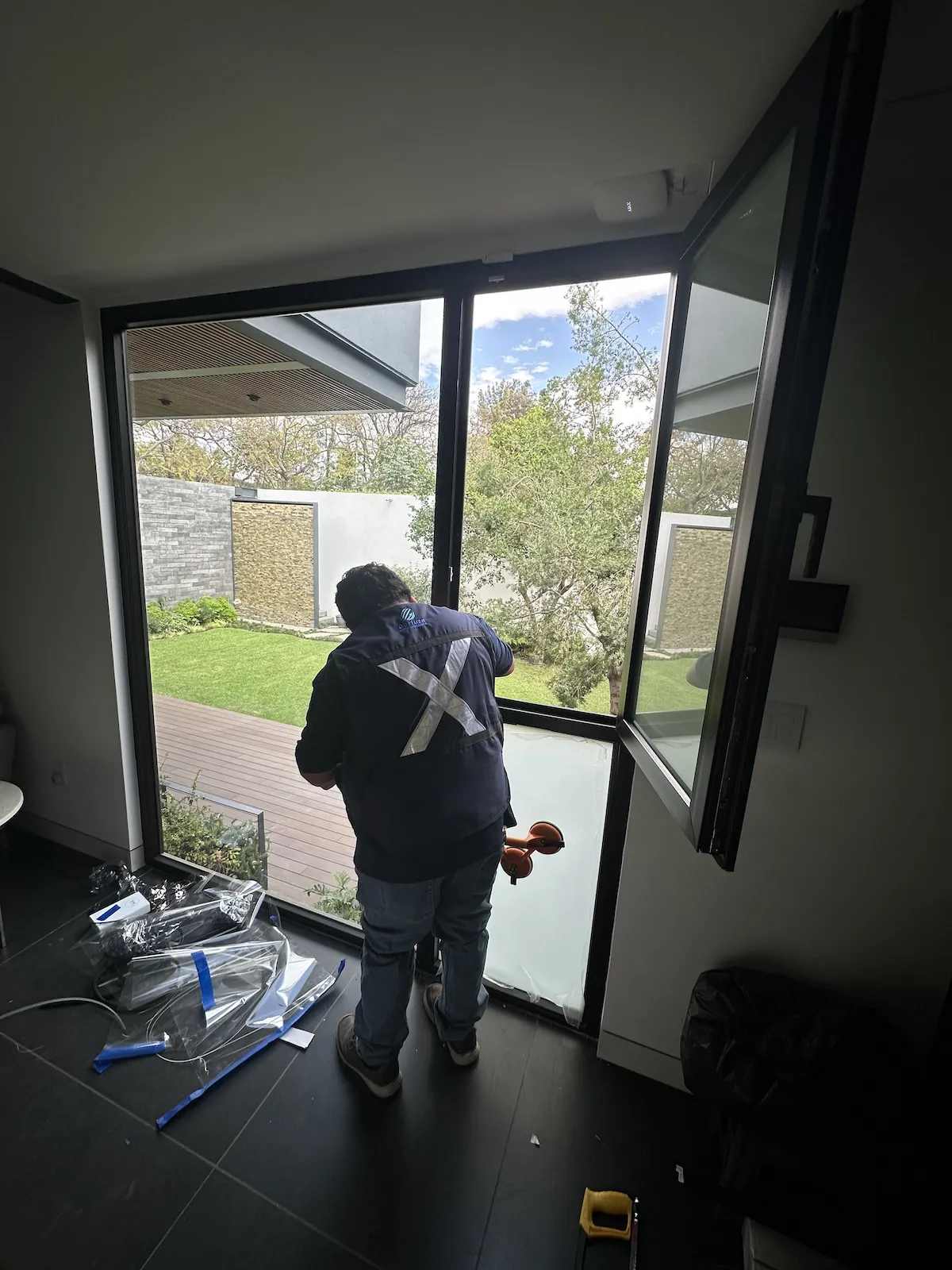 Proyecto Proyecto Ventanal Residencial Santo Domingo - Smart Film (PDLC) - Foto 6